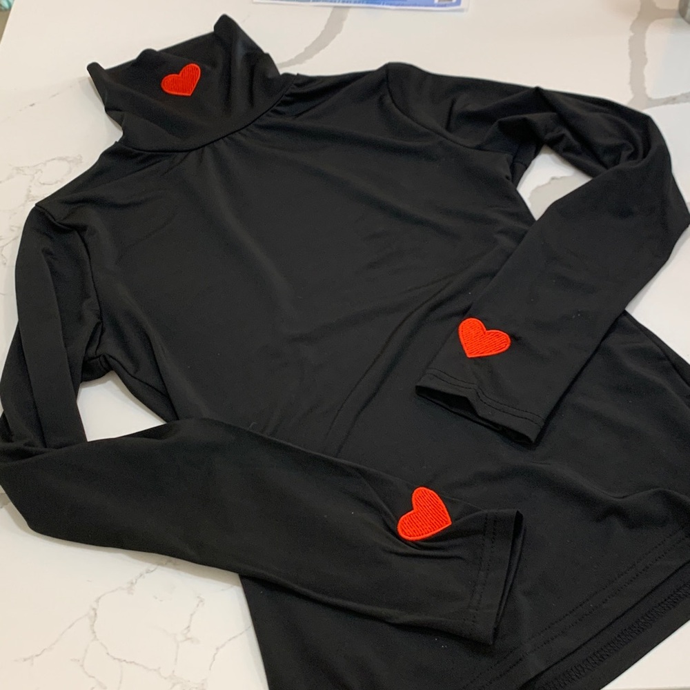 Turtleneck with embroidered hearts… NWT Brand New Extra Small